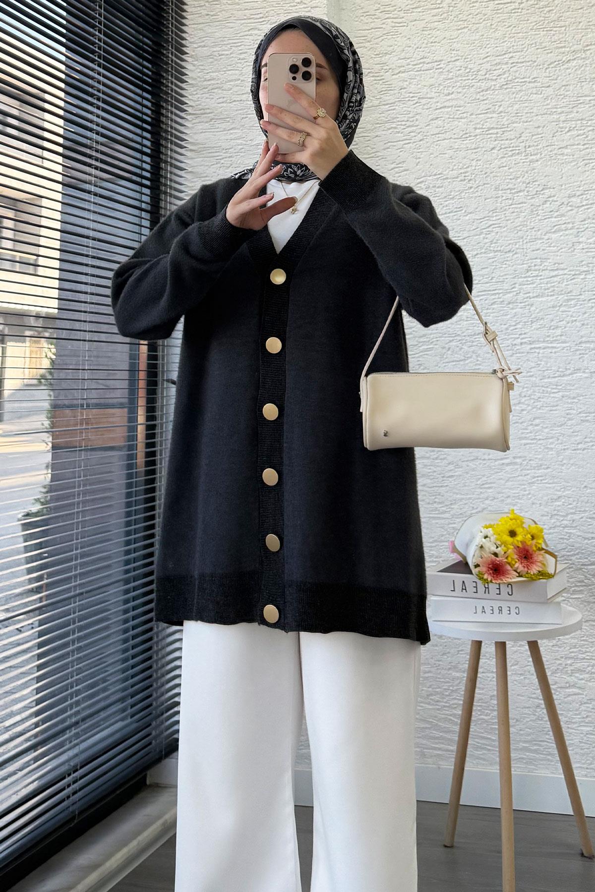 Önden Düğmeli Yumoş Kadın Hırka – Füme