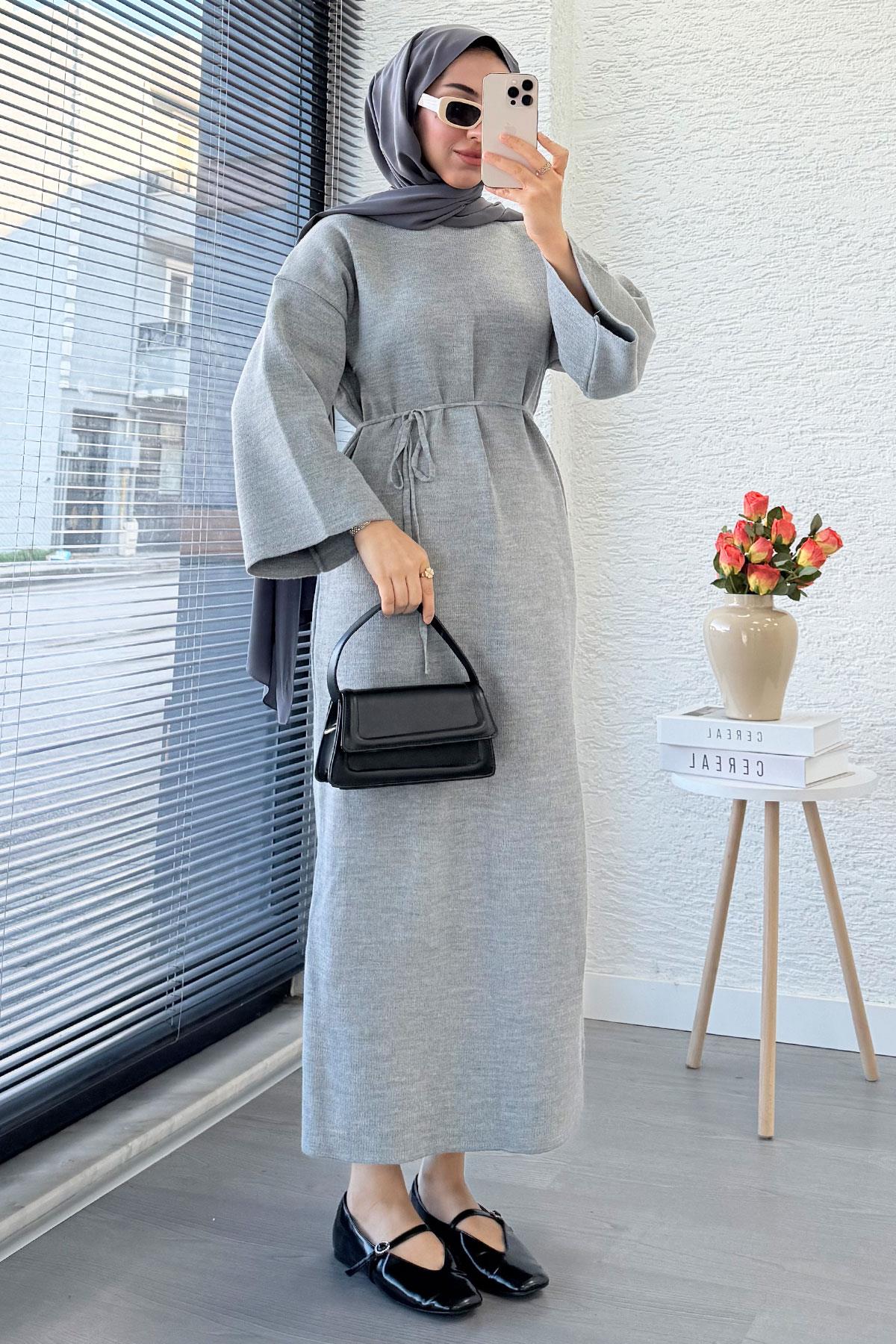 Premium Amore Çelik Örme Kuşaklı Triko Elbise - Gri