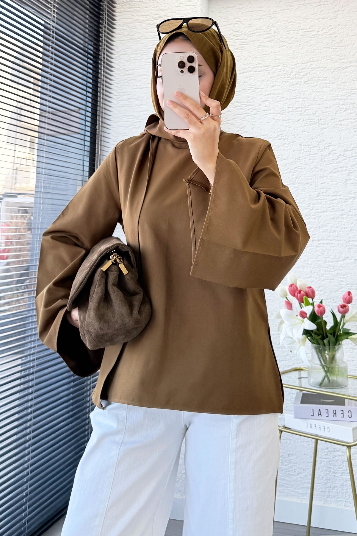 Premium Omuzdan Fermuarlı Fular Detaylı Gabardin Bluz - Yağ Yeşili