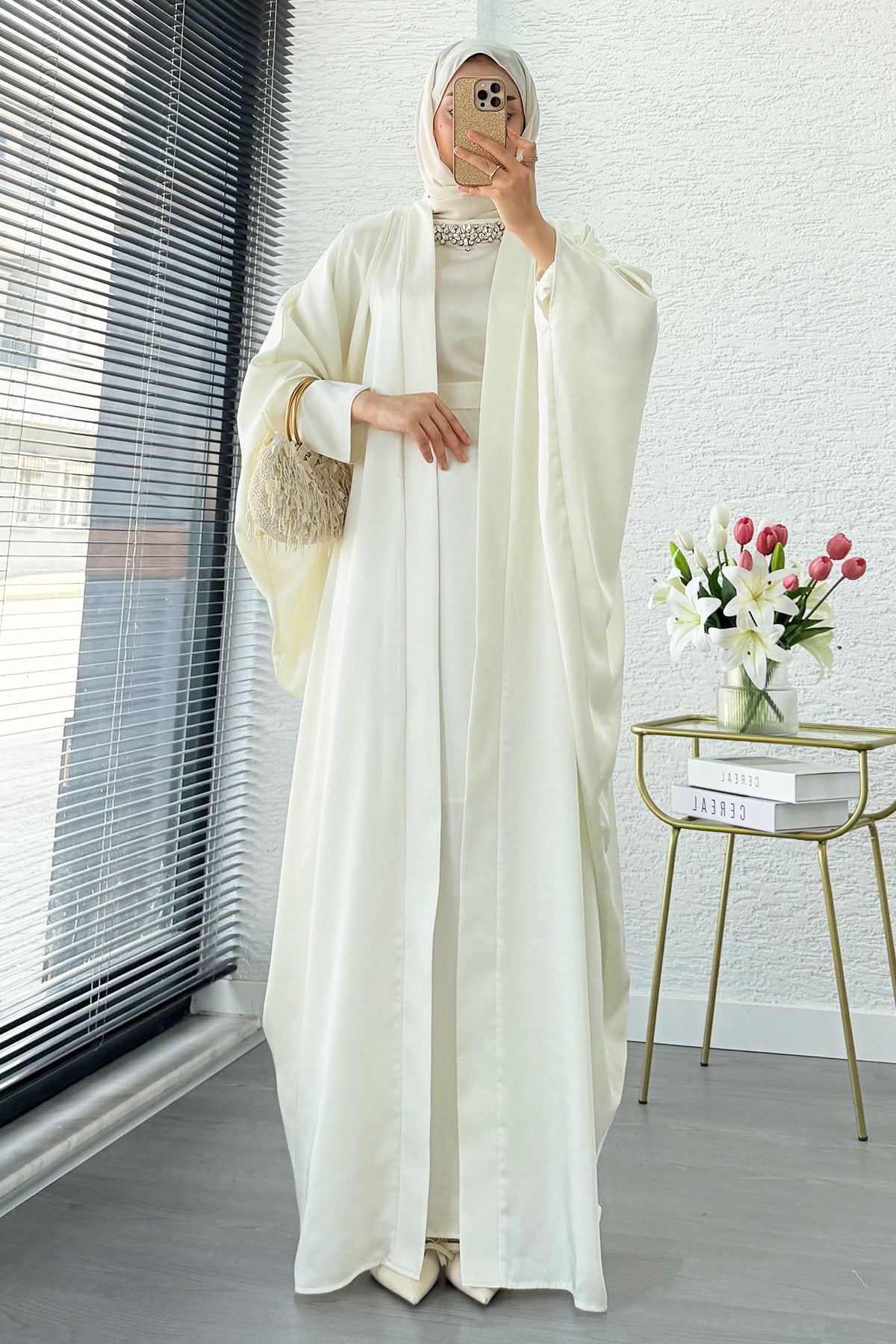 Premium Taş İşlemeli Kum Saten Abaya Takım - Ekru