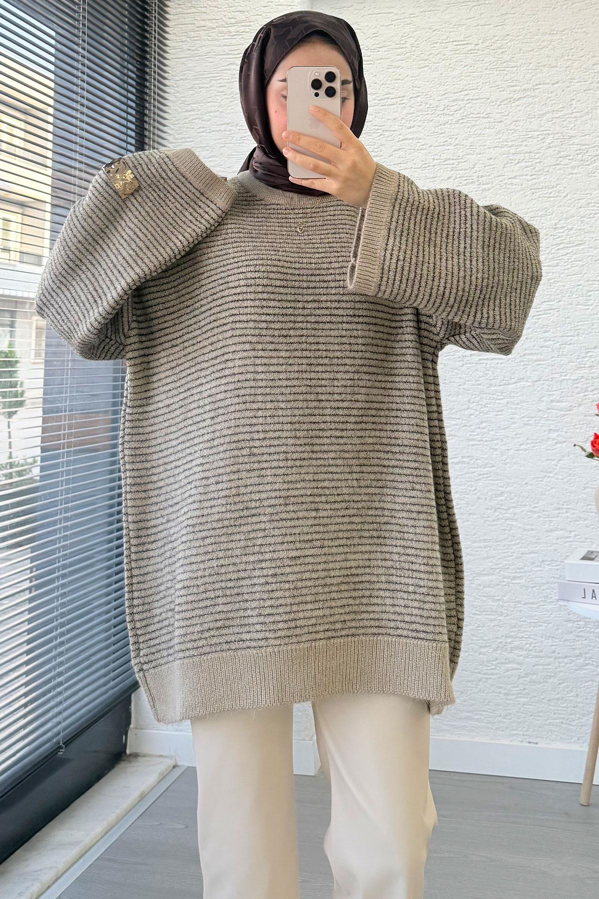 Sim Geçişli Oversize Kadın Triko Kazak – Vizon