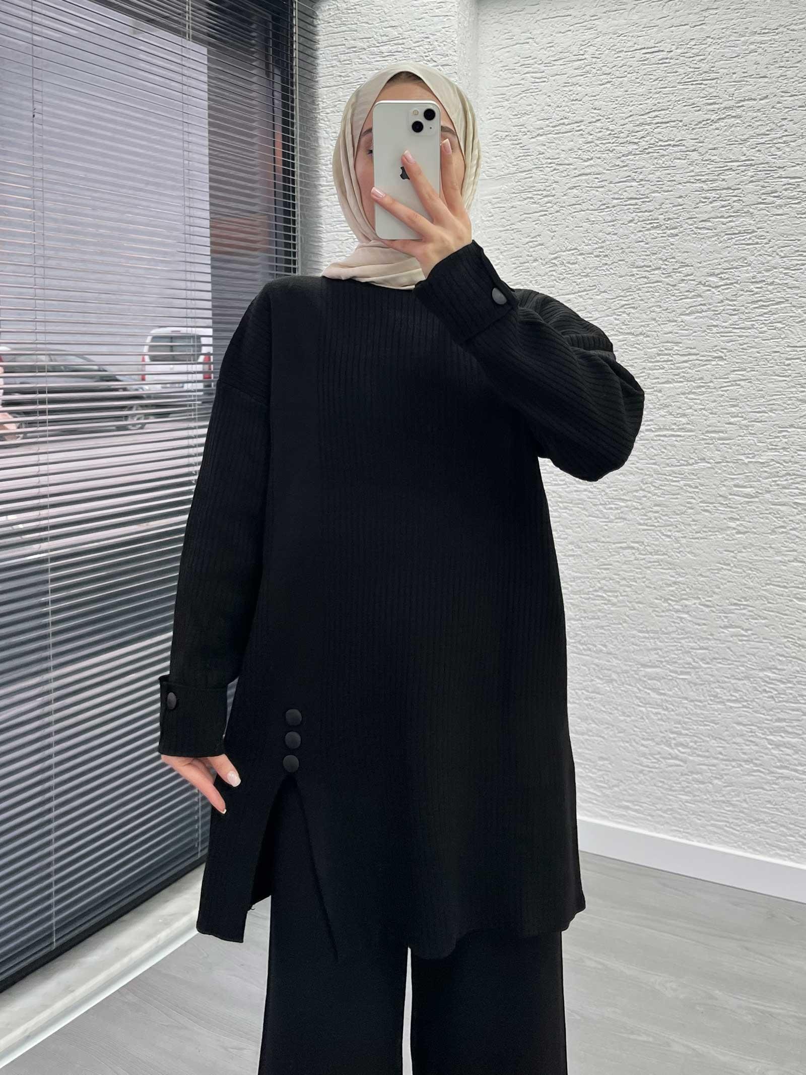 Siyah Düğme Detaylı Oversize Triko Takım