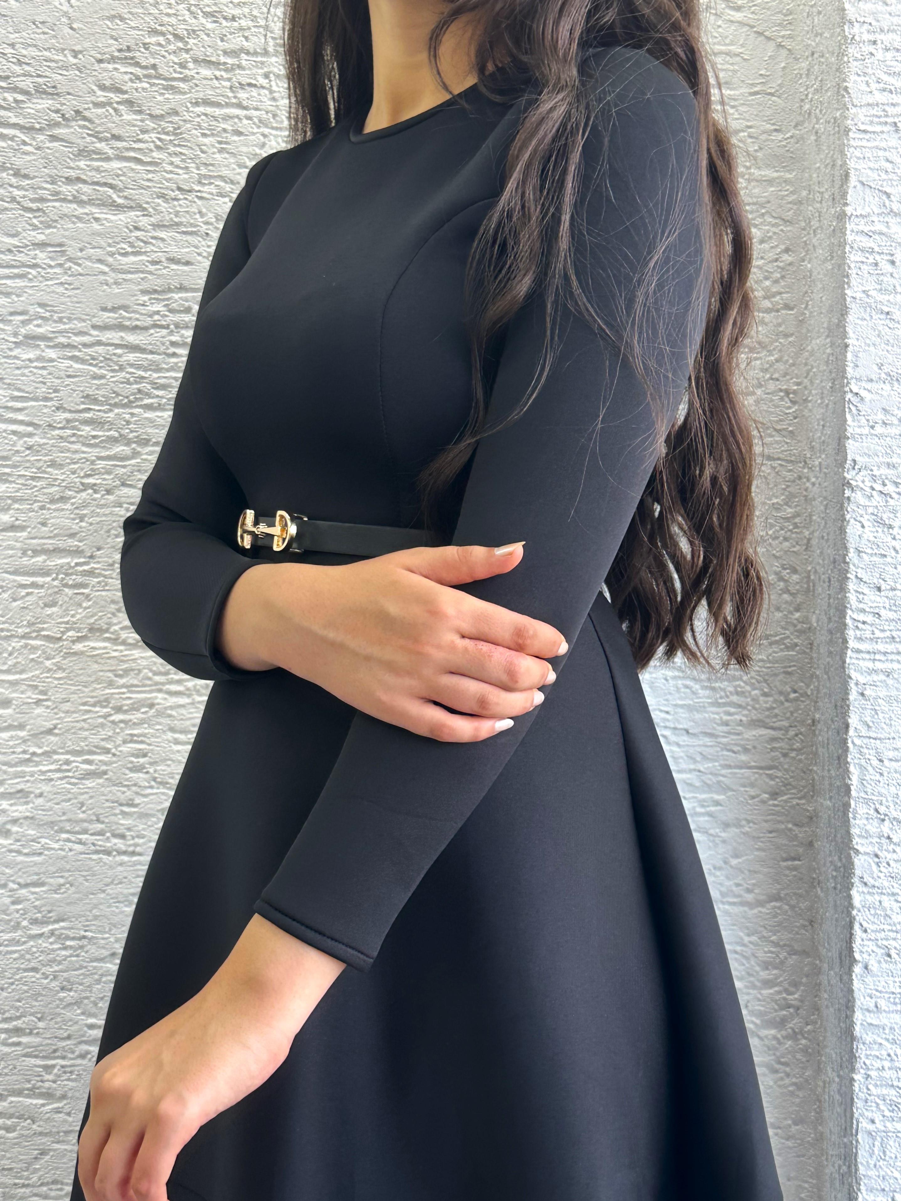 Siyah Kemerli Lisa Elbise