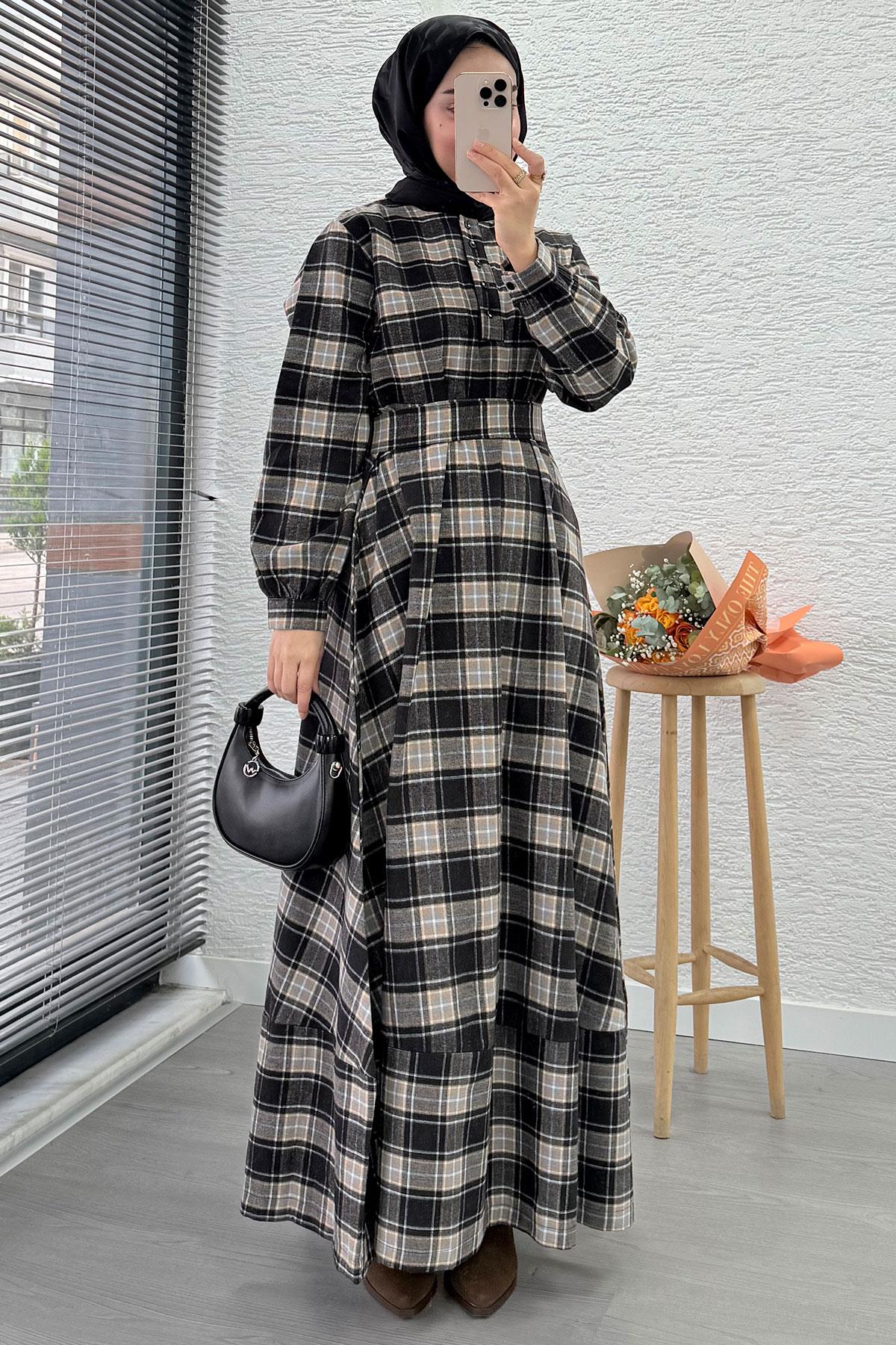 Yaka Düğmeli Kemerli Ekose Desen Uzun Elbise - Siyah