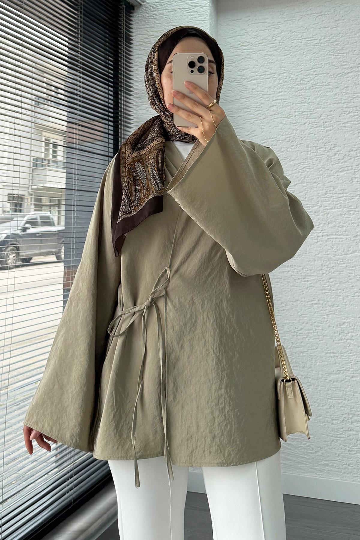 Yaka Pileli Bağlamalı Kimono – Küf Yeşili