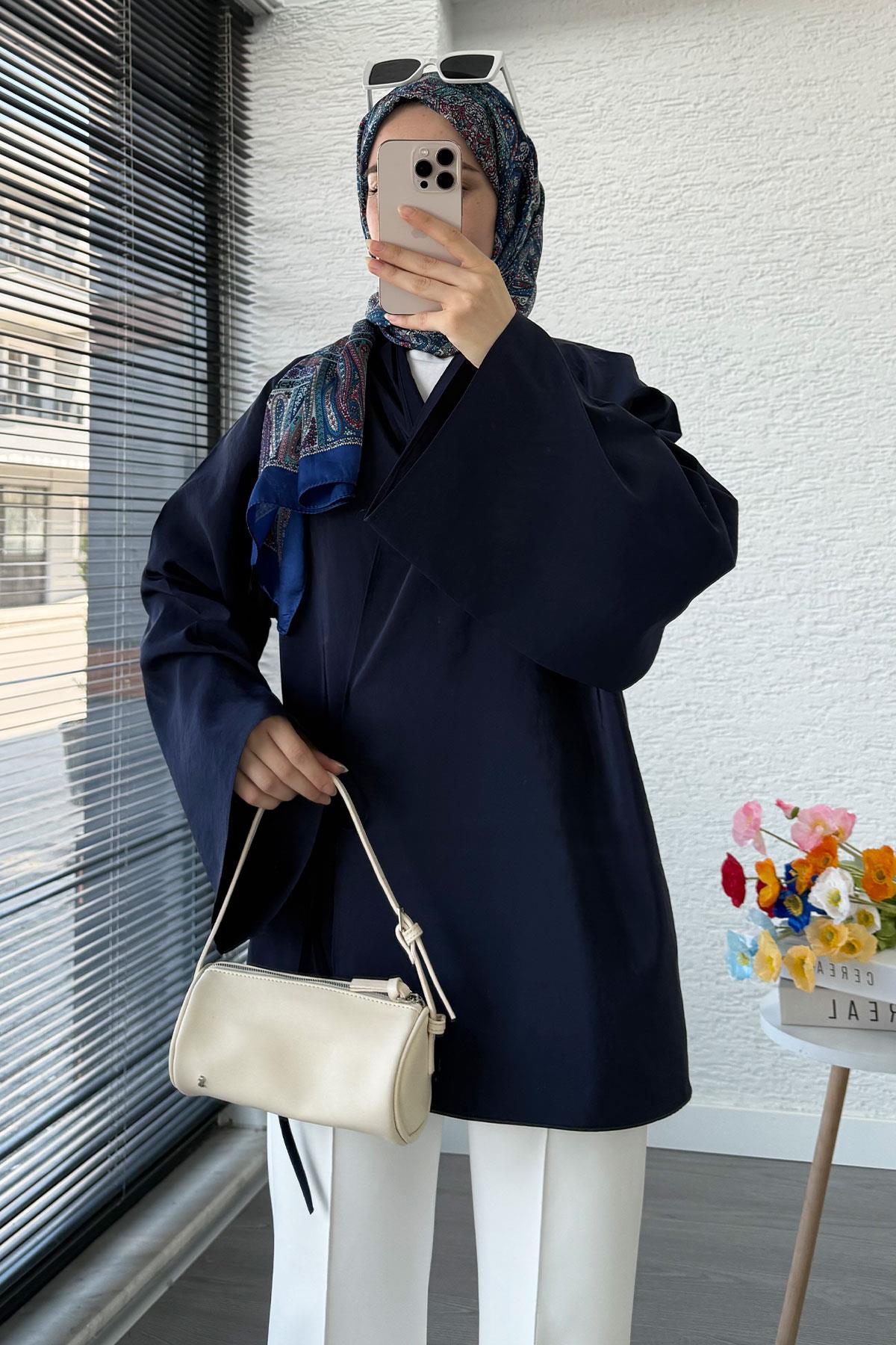 Yaka Pileli Bağlamalı Kimono Tunik – Lacivert