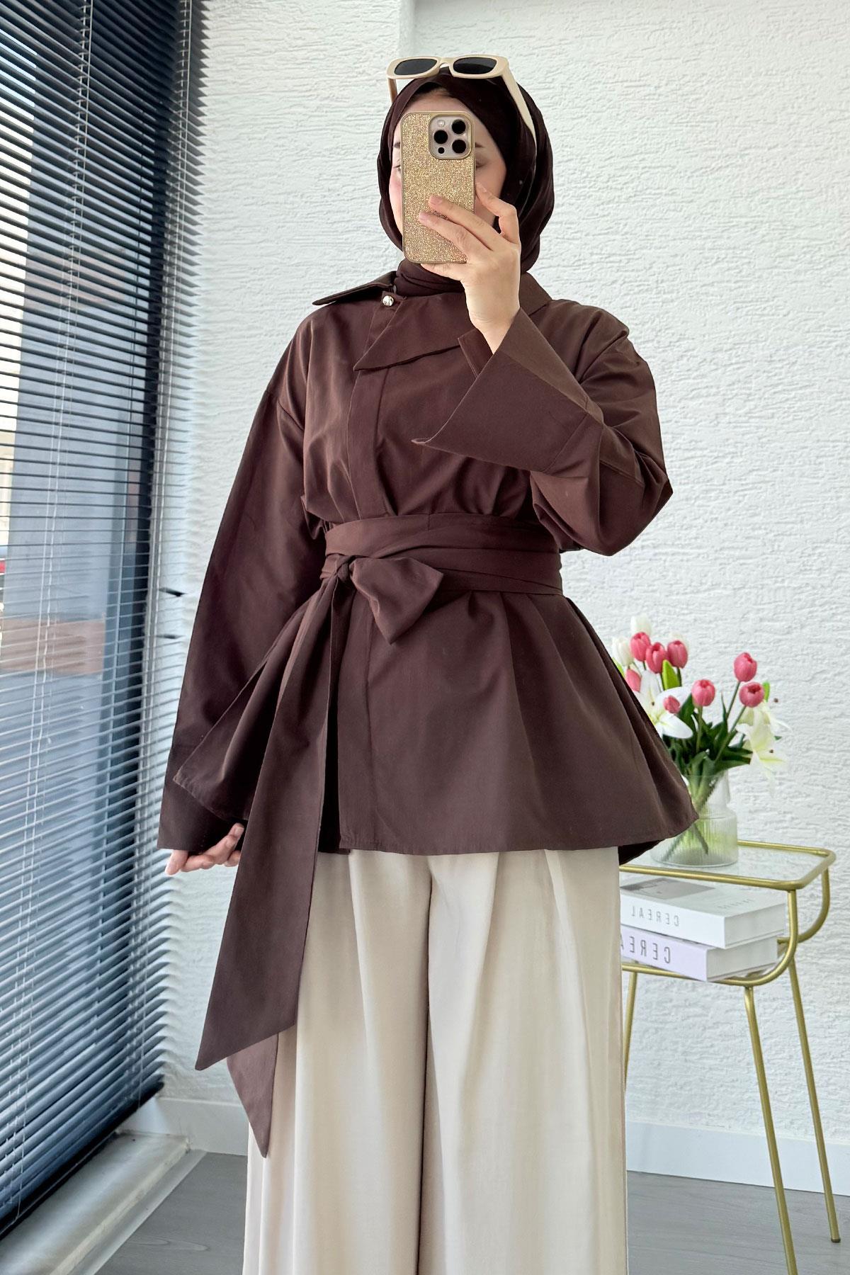 Yandan Düğmeli Geniş Kemerli Poplin Tunik – Kahverengi