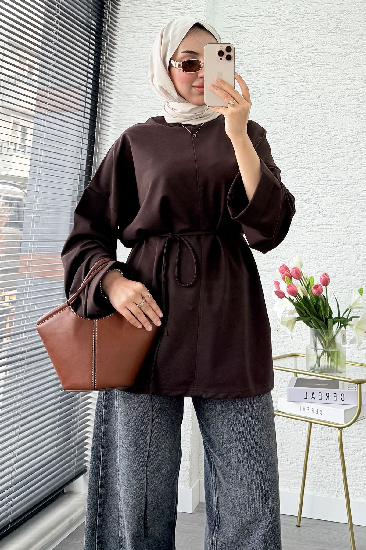 Yandan Yırtmaç Detay Belden Bağlamalı Basic Bluz - Kahverengi