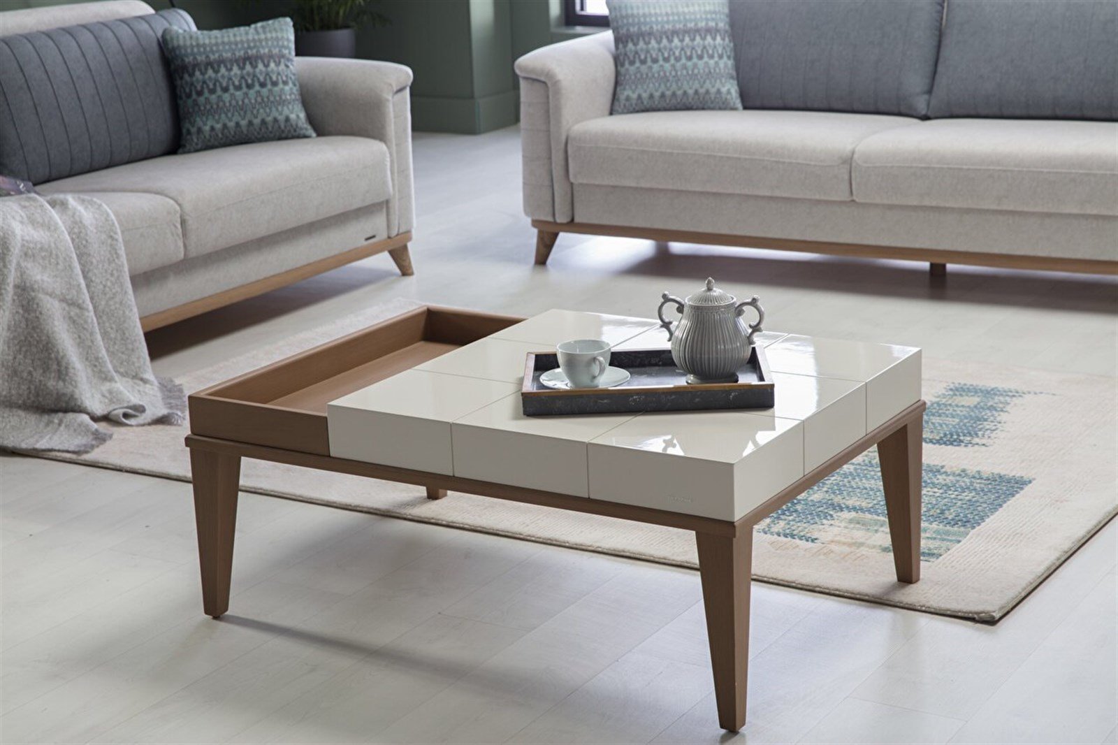 719 Couchtisch