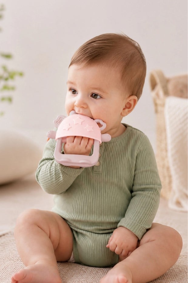 Babyjem 943 Parmak Korumalı Düşmeyen Diş Kaşıyıcı Pembe
