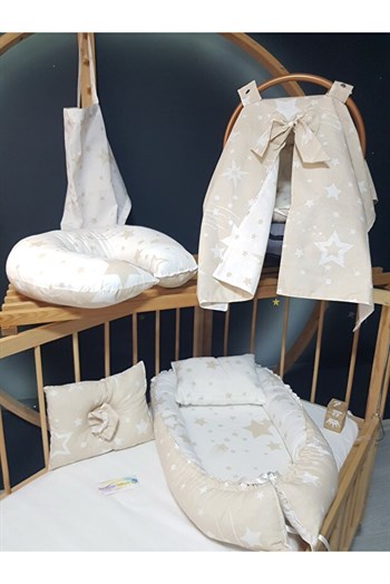 Aluç Bebe 7 Parça Bebek İhtiyaç Seti ( Babynest - Yastık - Emzirme Minderi - Emzirme Örtüsü - Düz Kafa Yastığı - Puset Yastığı - Puset Örtüsü ) Kahve