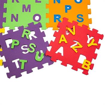 Matrax Akçiçek Oyuncak Harf Seti Eva Puzzle 7 Mm 33x33 Cm