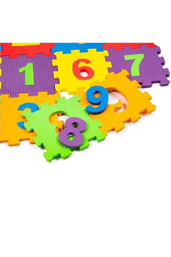 Matrax Oyuncak Eva Puzzle 12 X 12 Cm X 7 Mm Harfler Ve Sayılar