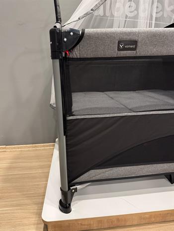 Vomero Smart Anne Yanı Sallanabilen Aksesuarlı Premium Park Beşik 70x120 Gri