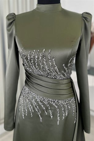 Ceyla Kuyruklu Tesettür Abiye Haki