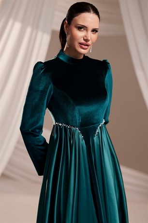 Kadife Tesettür Abiye Zümrüt