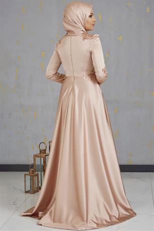 Karaca Önü Drapeli Aplikli Tesettür Abiye Gold