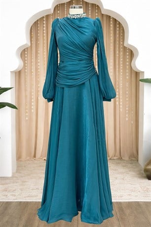 Nergis Tesettür Abiye Petrol