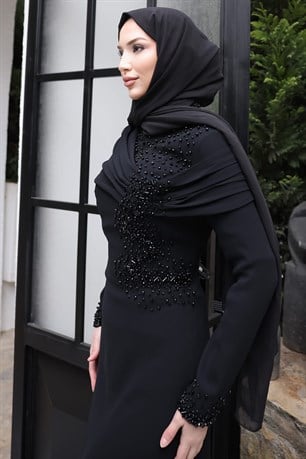 Omuz Detaylı Taş İşlemeli Ebru Tesettür Abiye Siyah