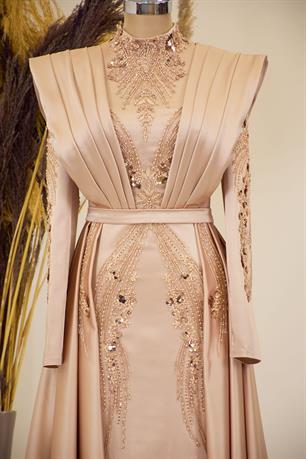 Önü Drapeli Kuyruklu Boncuk İşlemeli Miranda Tesettür Abiye Gold