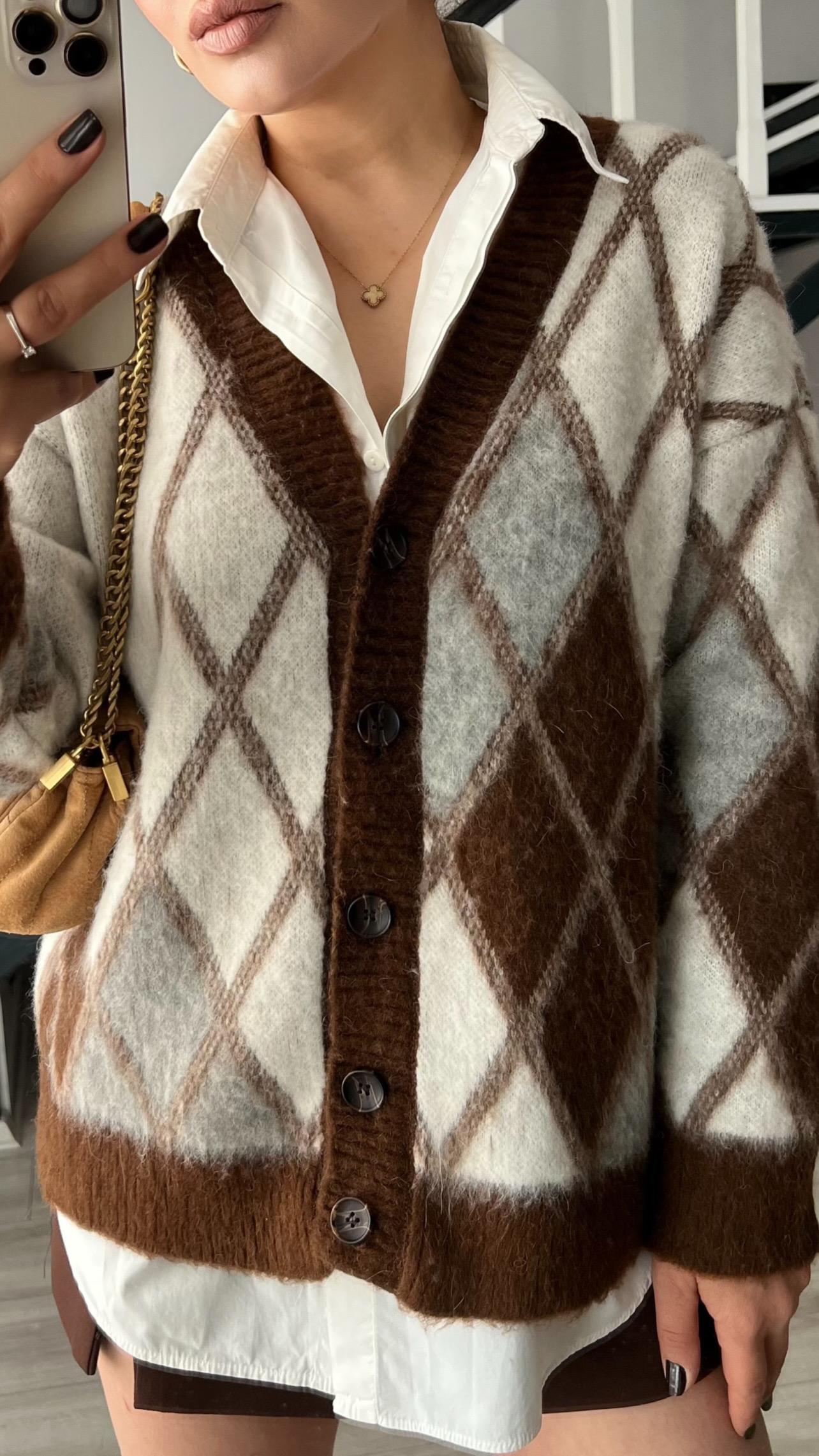 Dark Coffee Baklava Pattern Brushed Cardigan