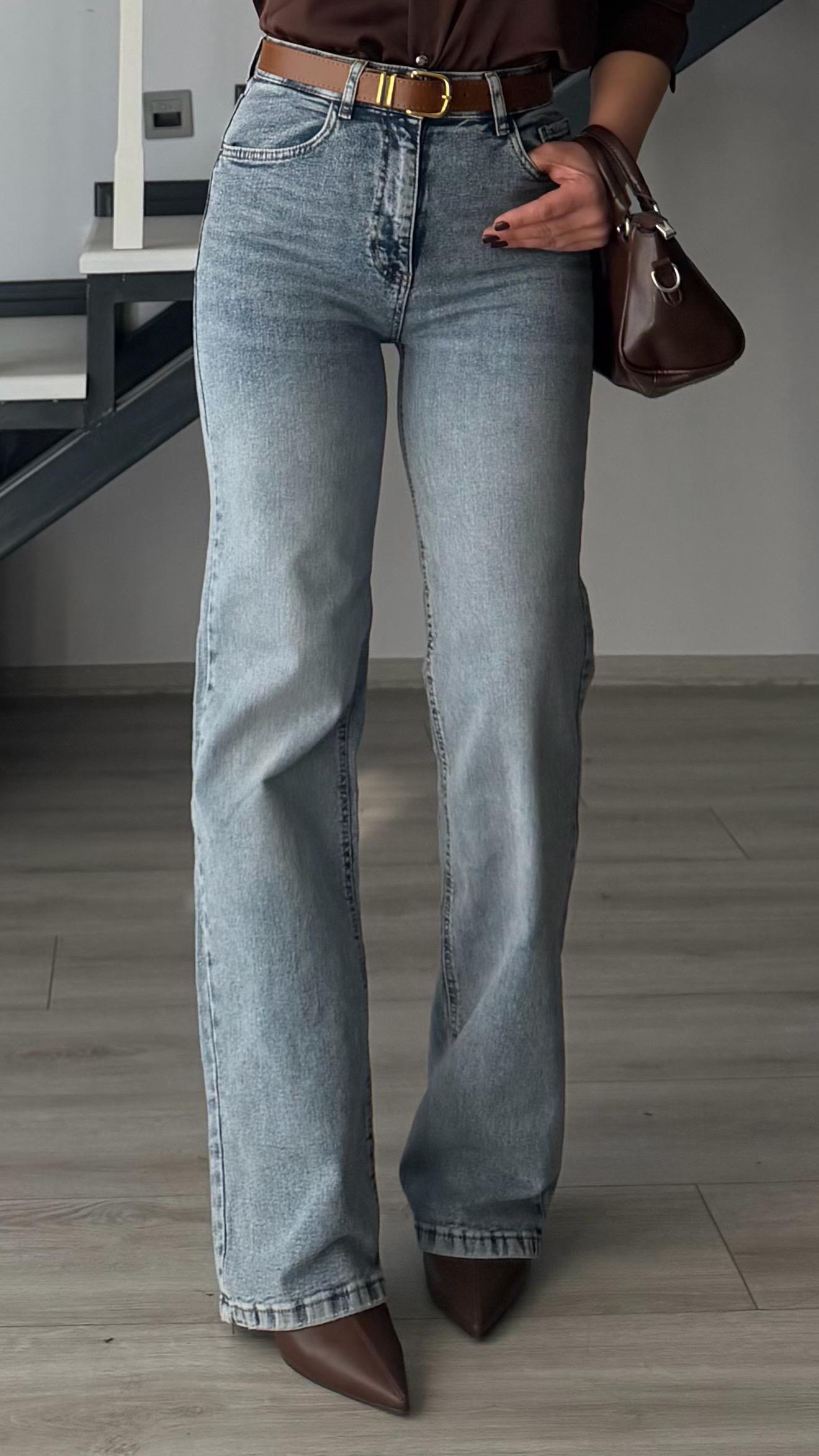 Açık Mavi Kemerli Likralı Straight Jean