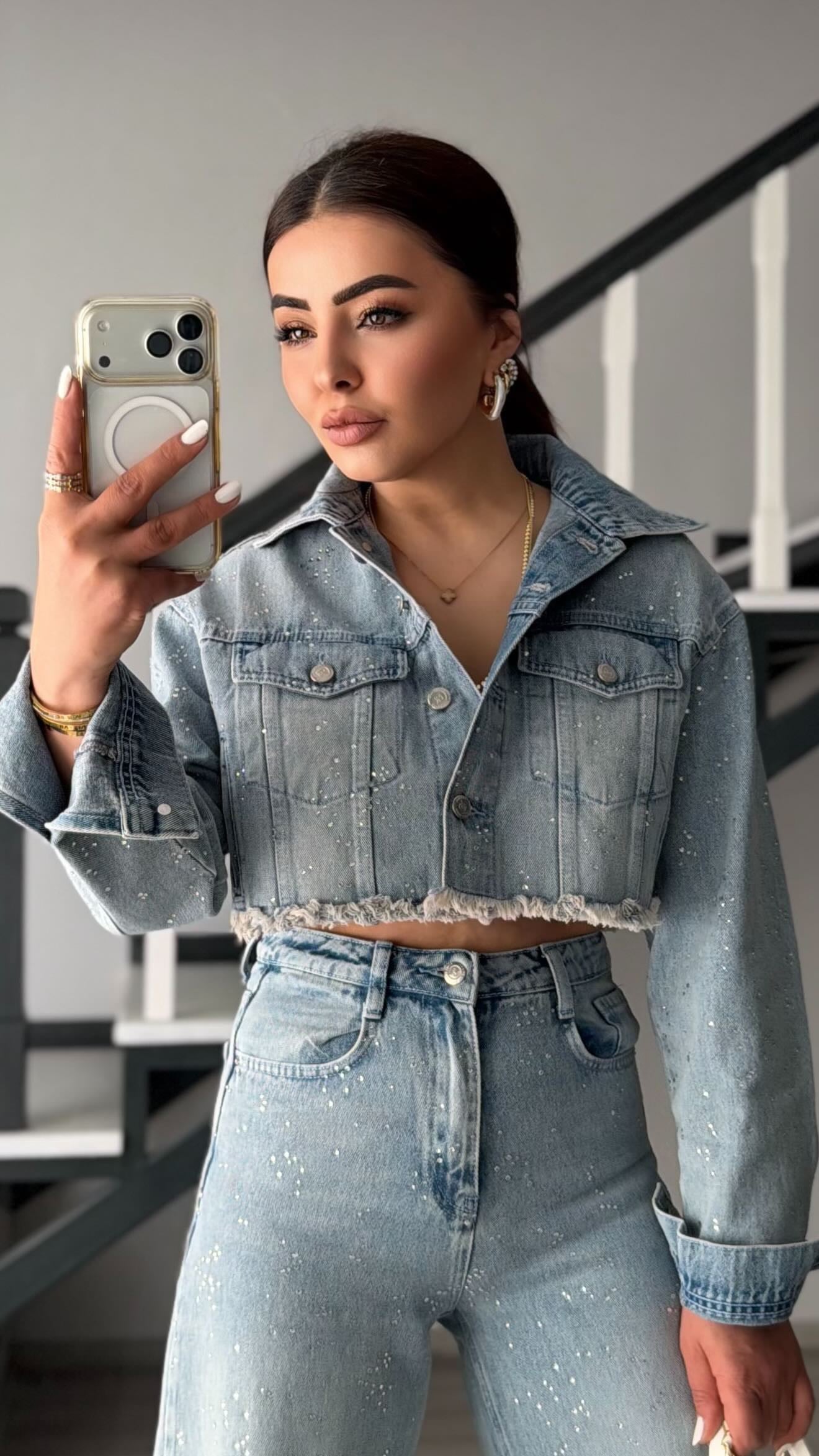 Açık Mavi Taşlı Crop Denim Ceket