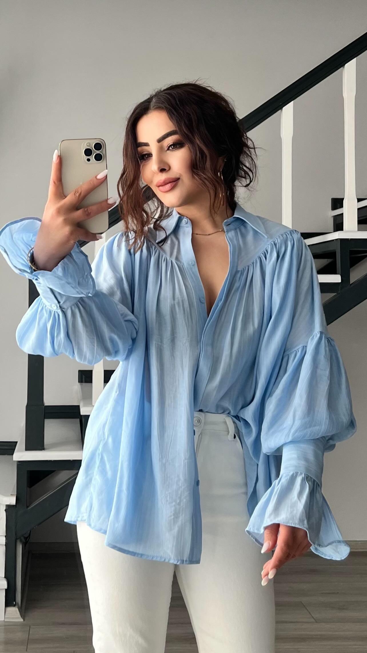 Bebe Mavi Büzgü Ve Kol Detaylı Gömlek 