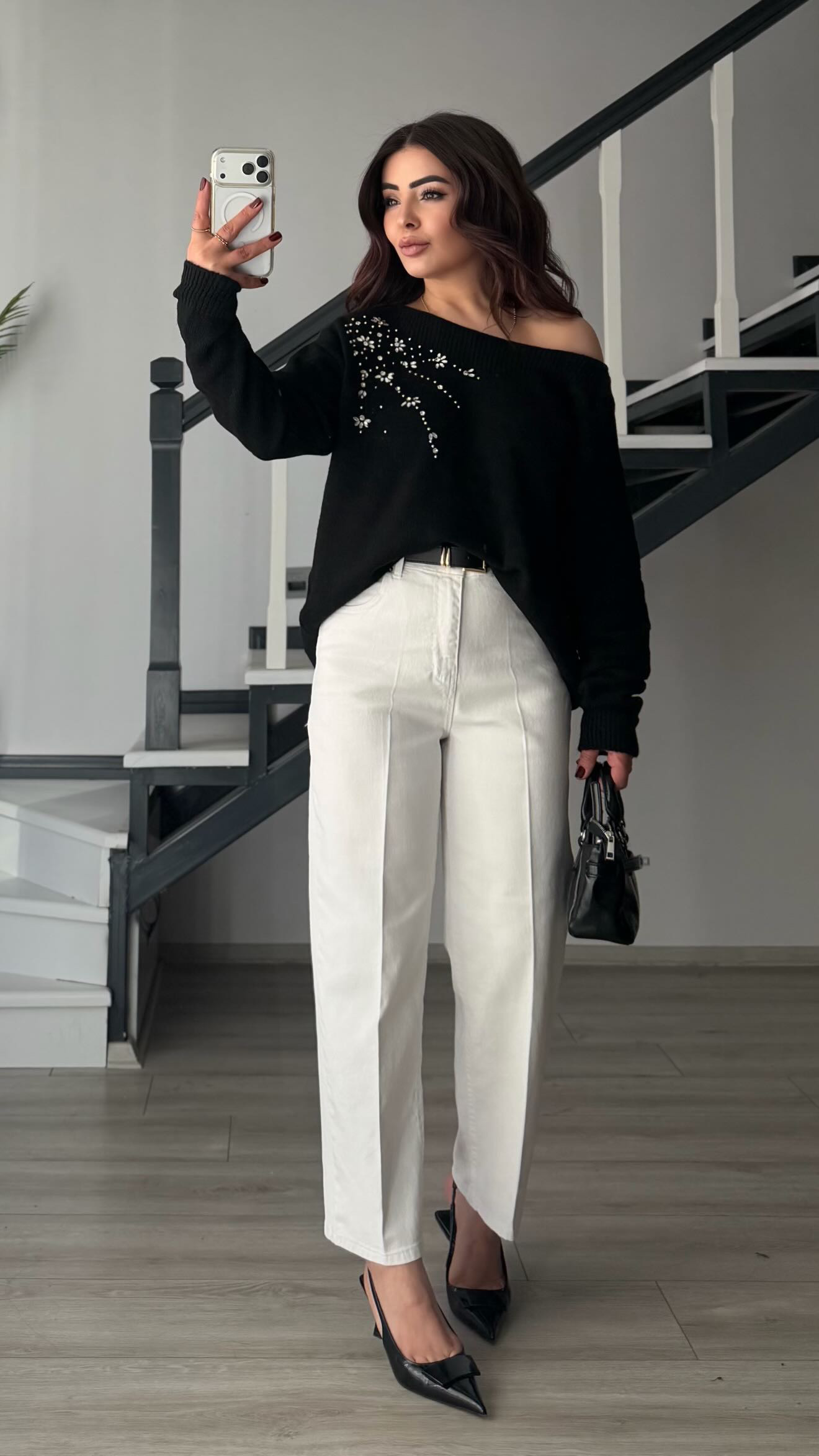 Beyaz Kemerli Skater Jean