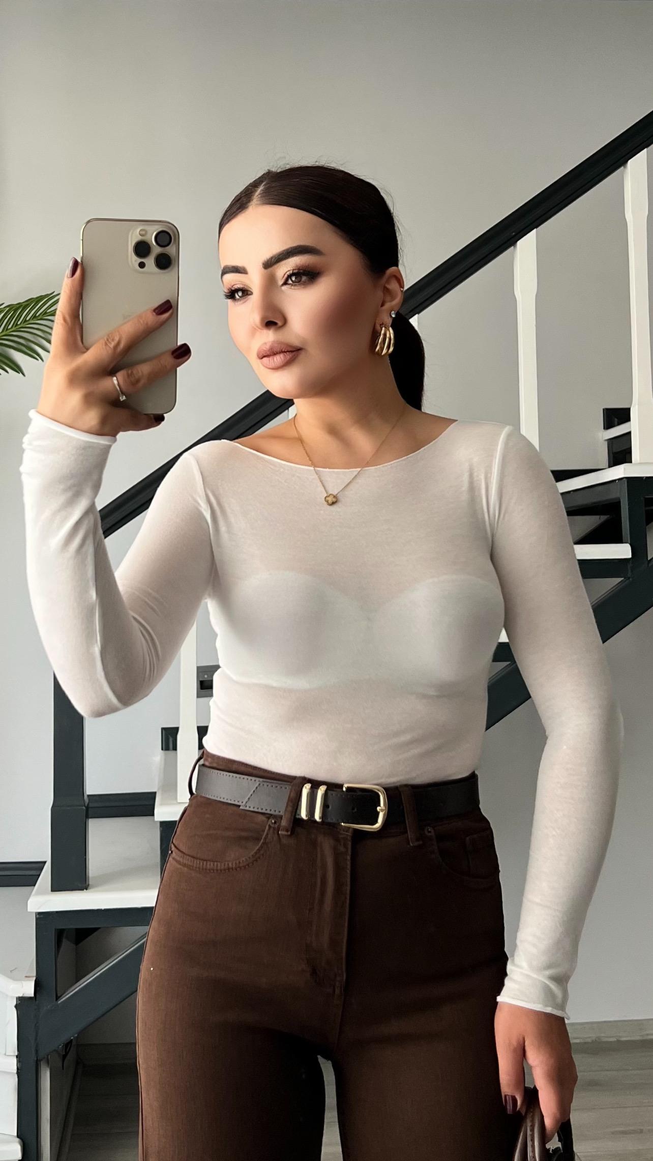 Beyaz Modal Kayık Yaka Transparan Bluz