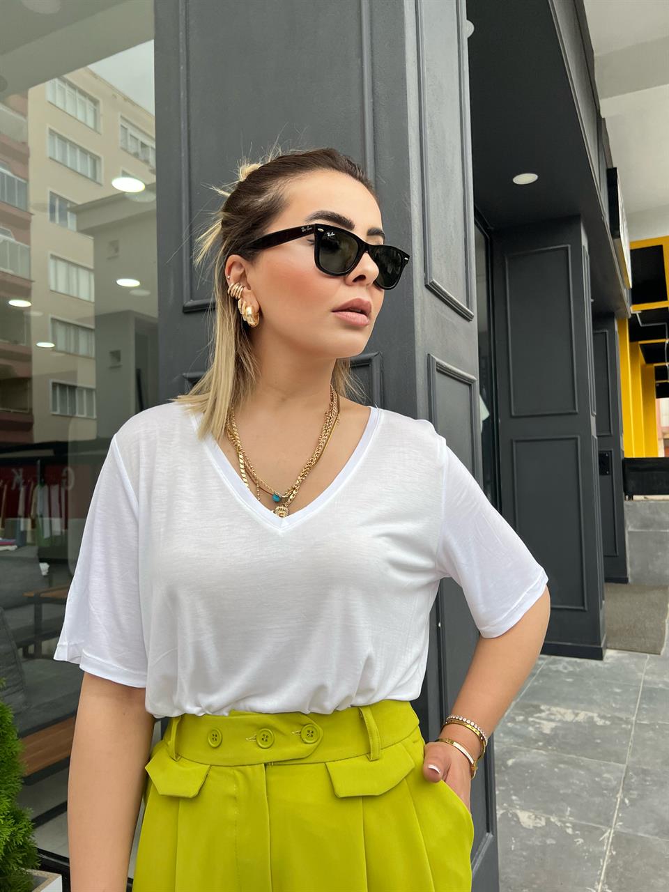 White Original Brand V-Neck T-shirt