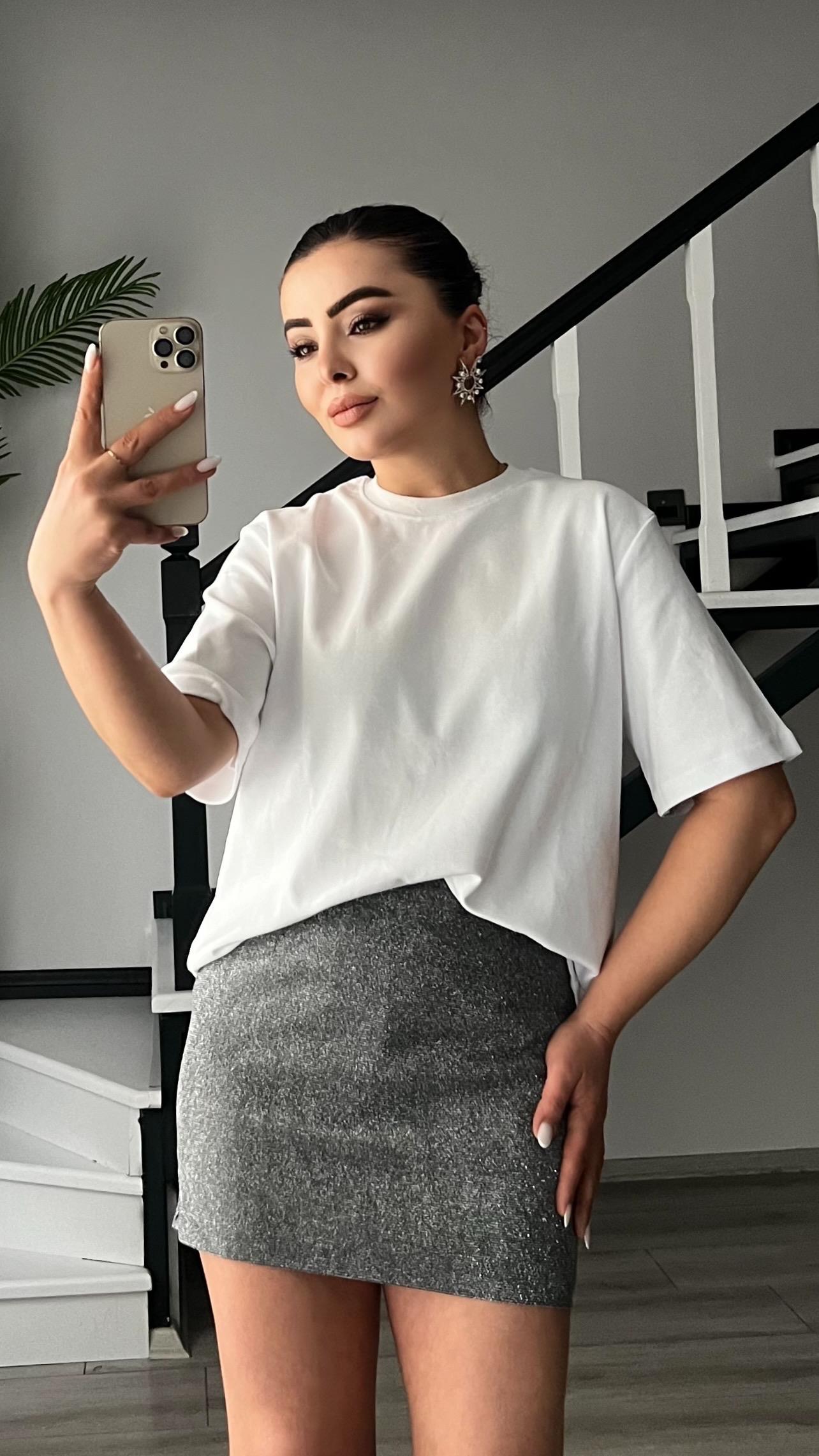 White Original Brand Basic T-shirt