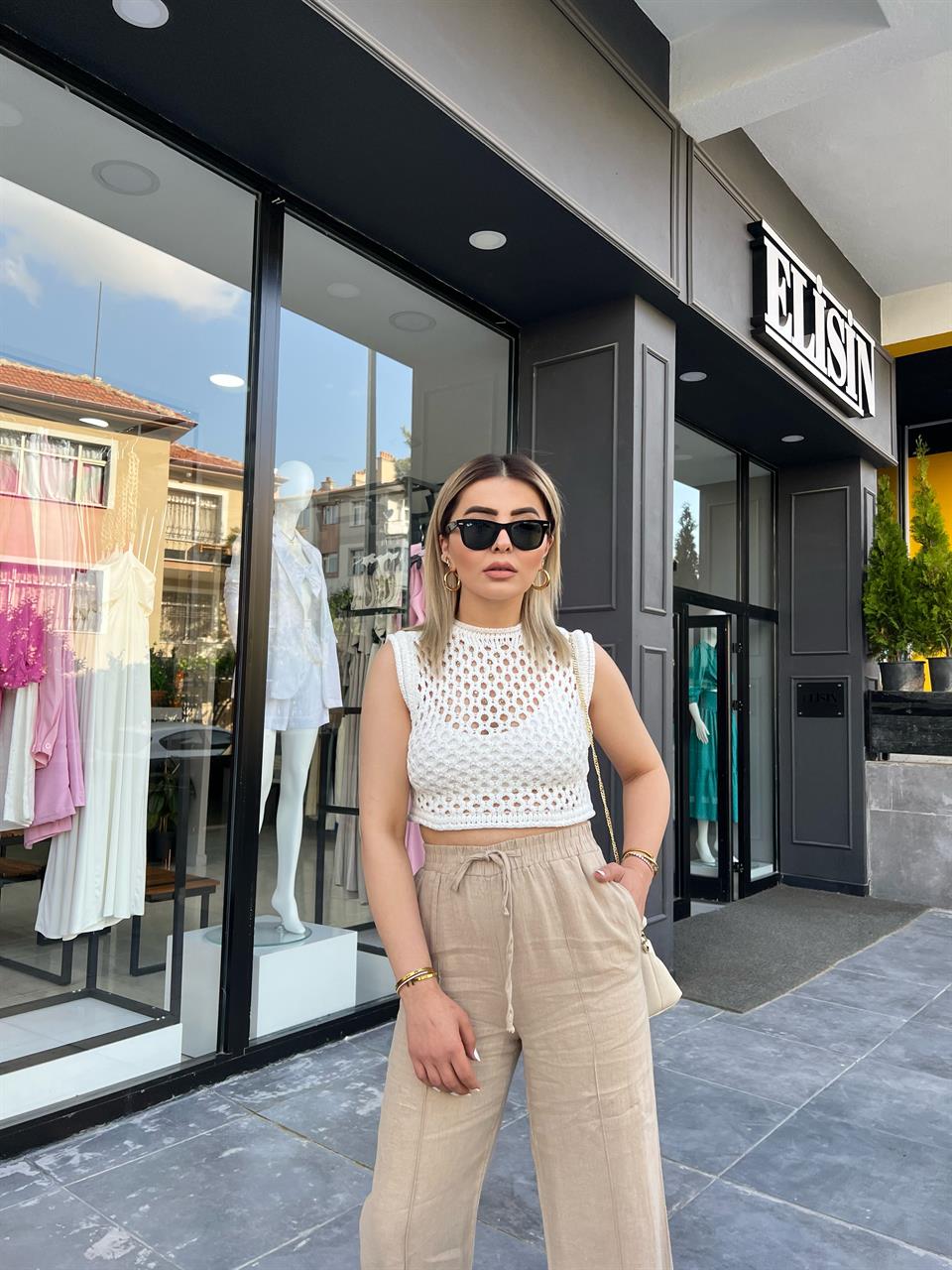 White Knitted Crop