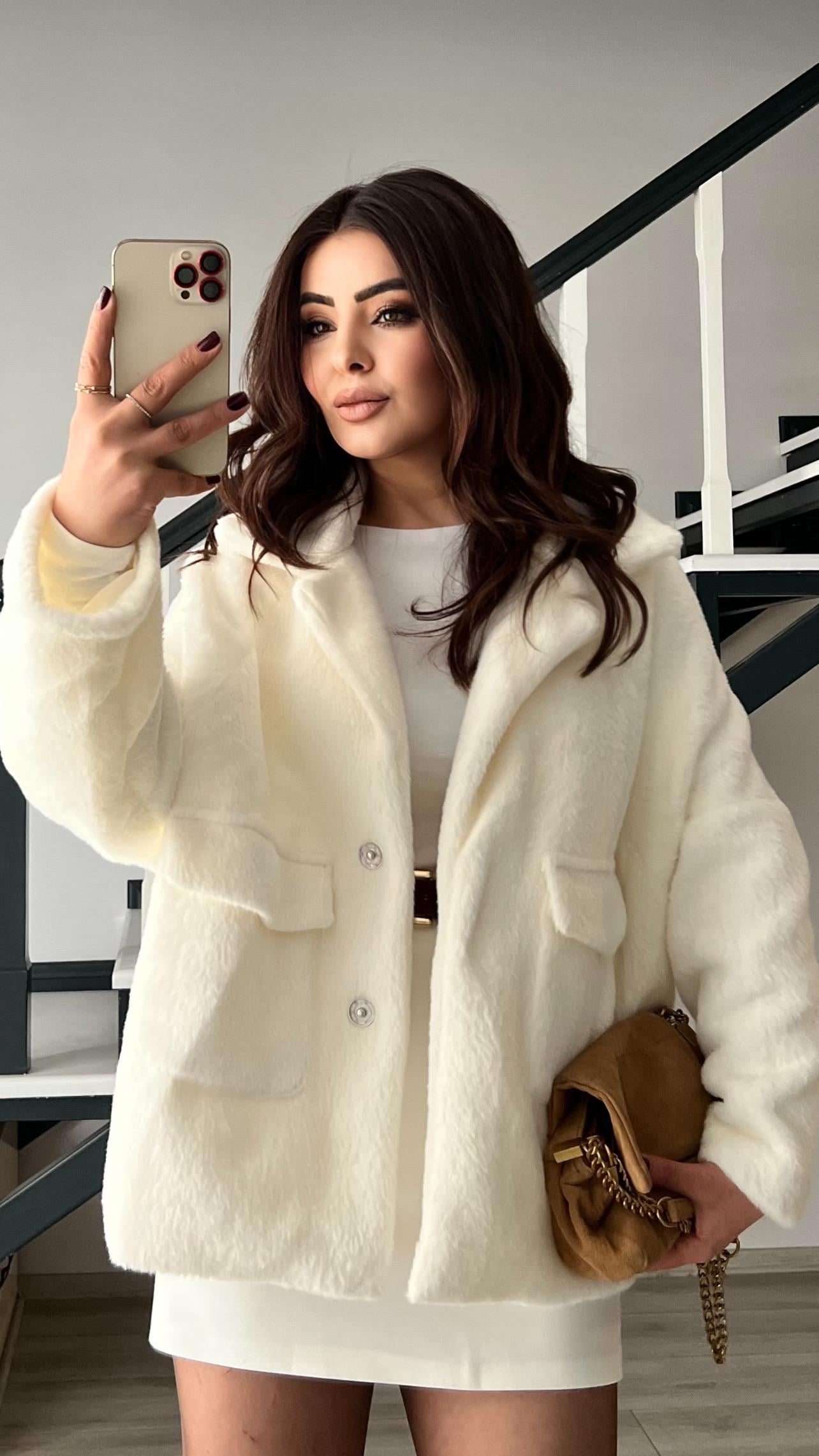 Beyaz Premium Peluş Mont
