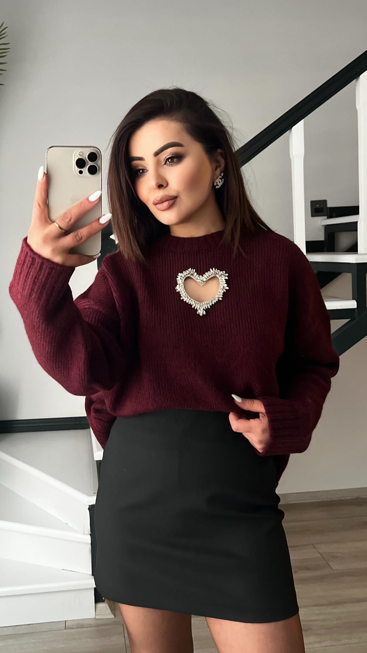Bordo Kalp Aksesuarlı Kazak