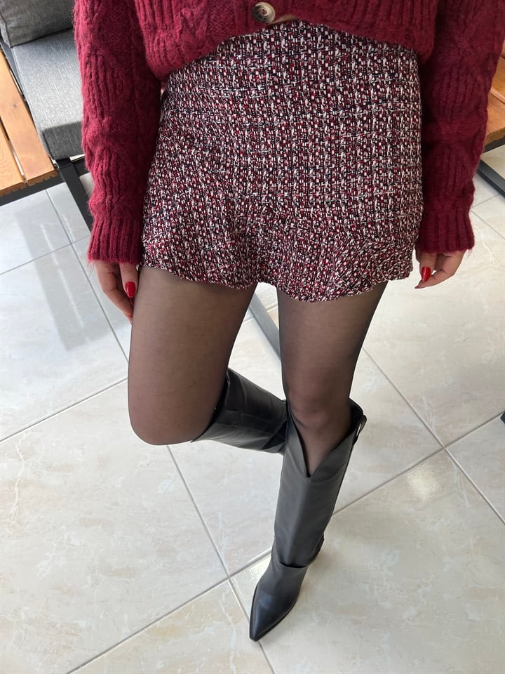 Plaid Tweed Short Skirt with Cover