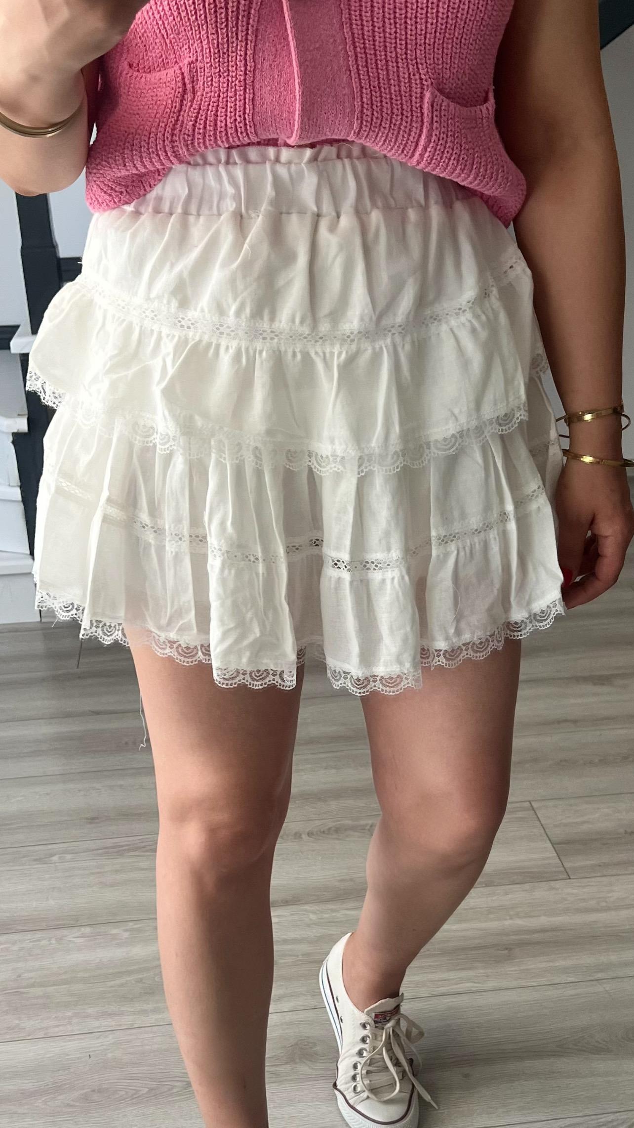 Ekru Dantelli Şortlu Etek