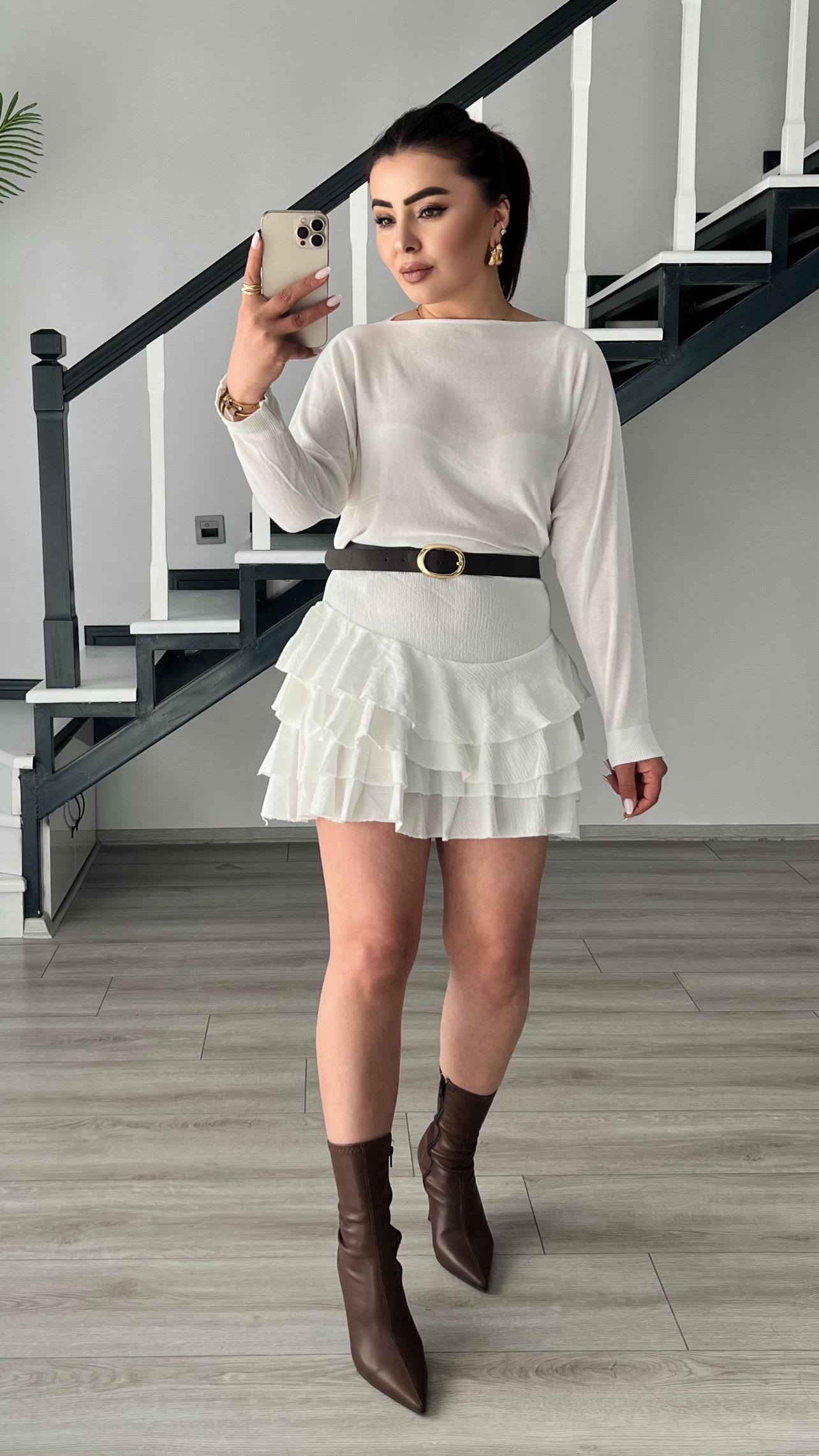 Off-white ruffled mini skirt