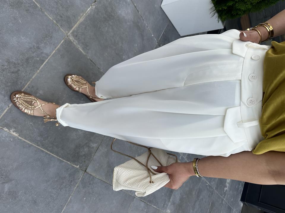 Off-White Flap Pocket Waist Button Detail Trousers
