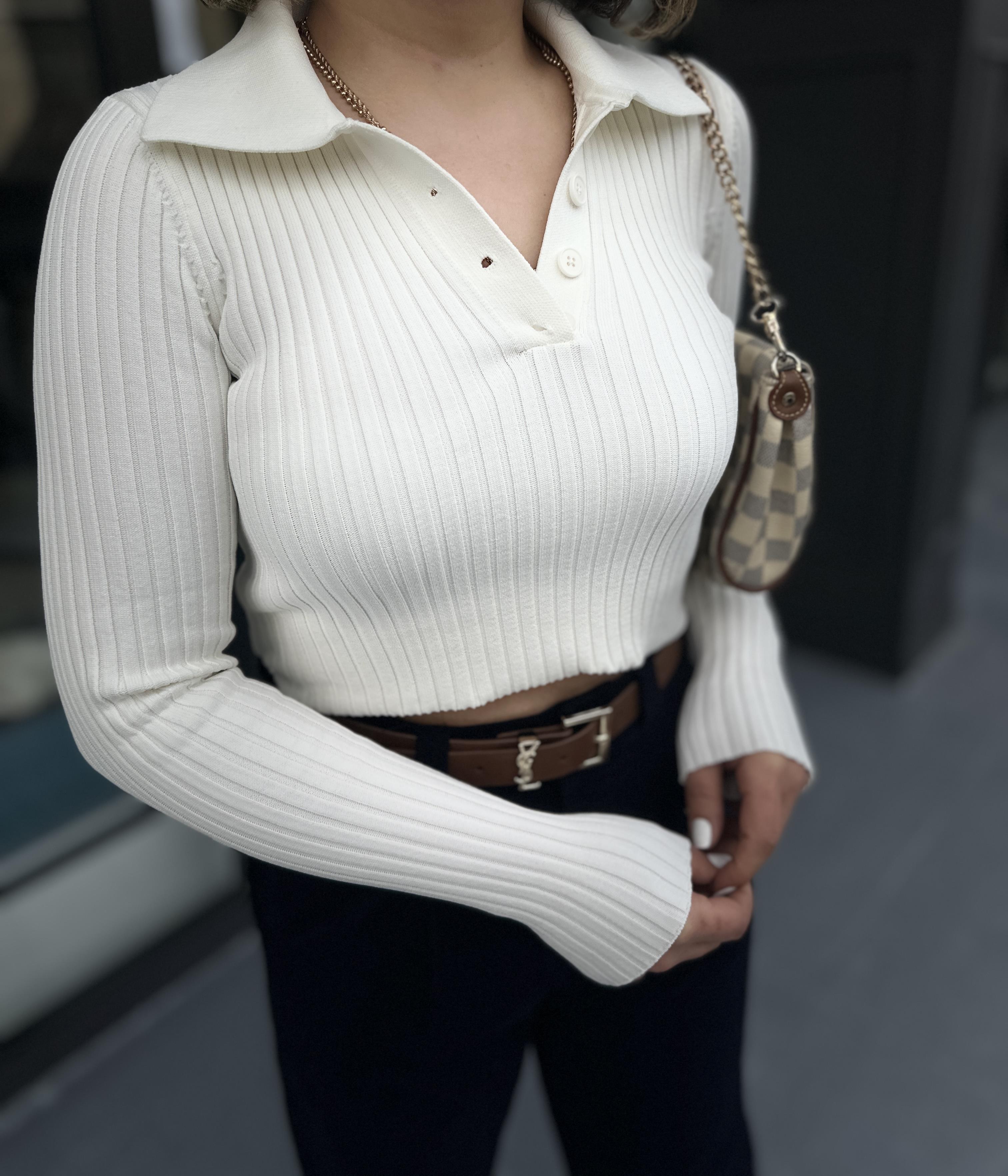 Ekru Polo Yaka Düğmeli Fitilli Body 