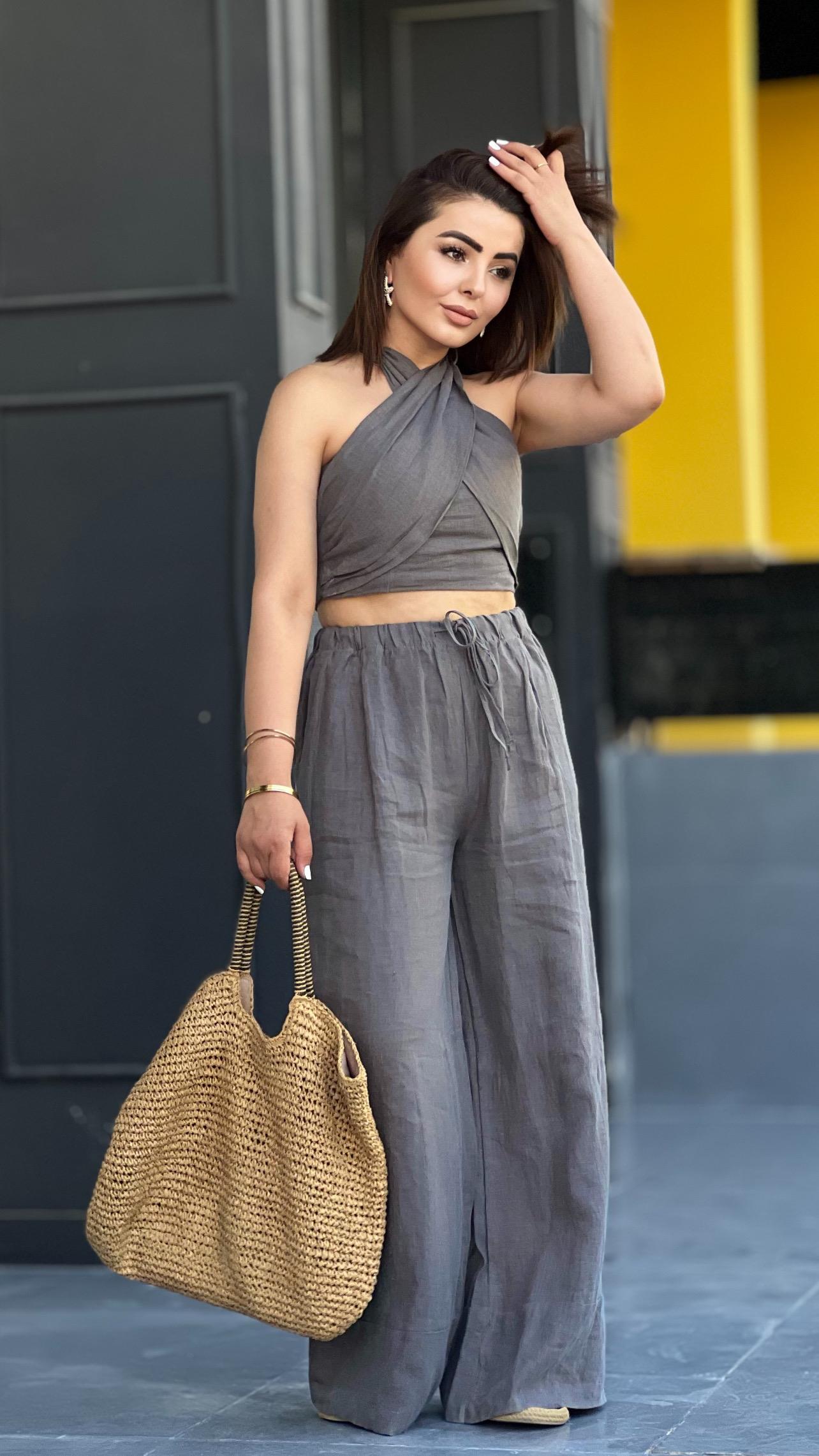 Smoke Grey Brand Model Linen Crop Pants Set