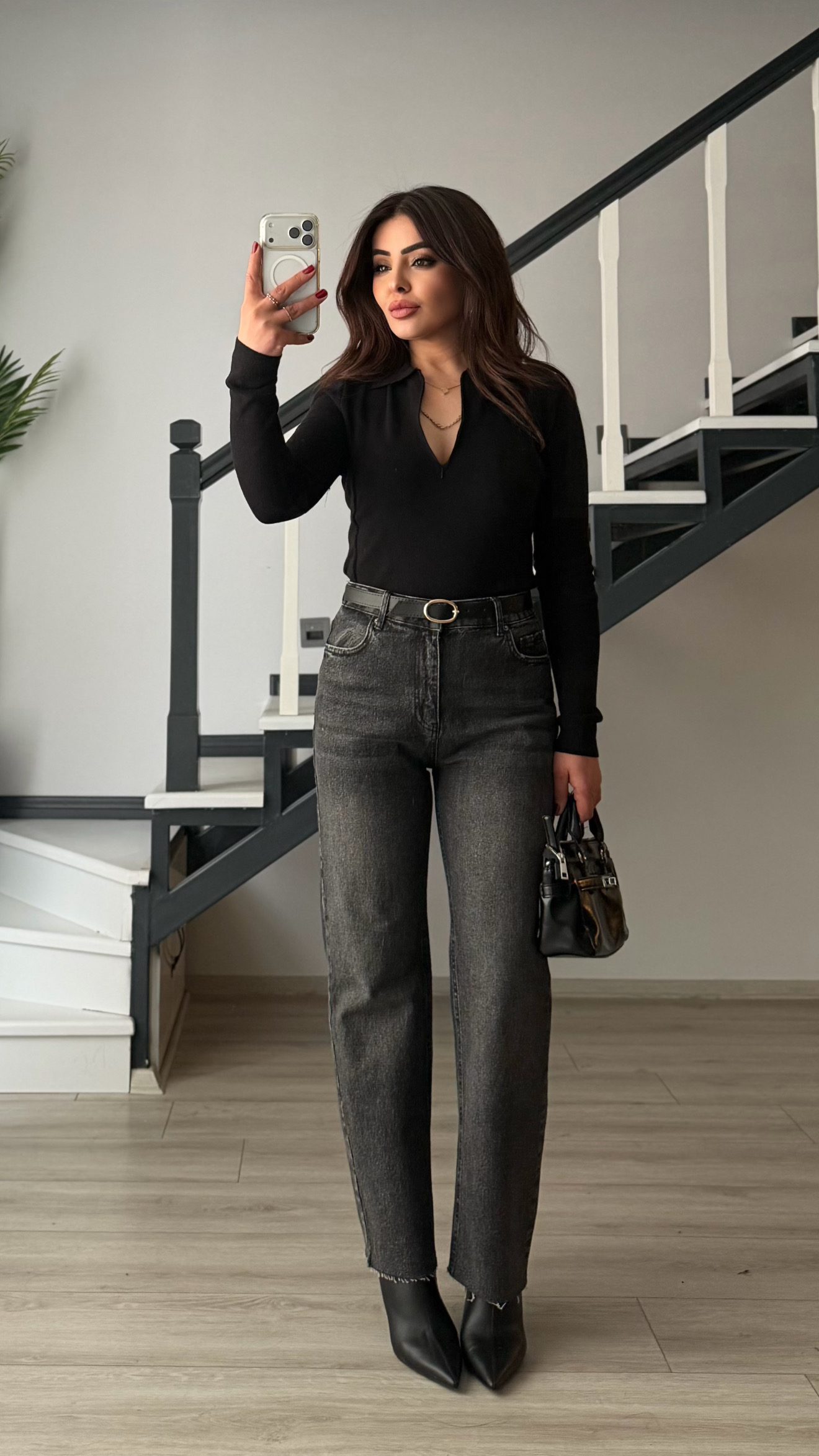Smoked Washed Lycra Straight Jean with Belt