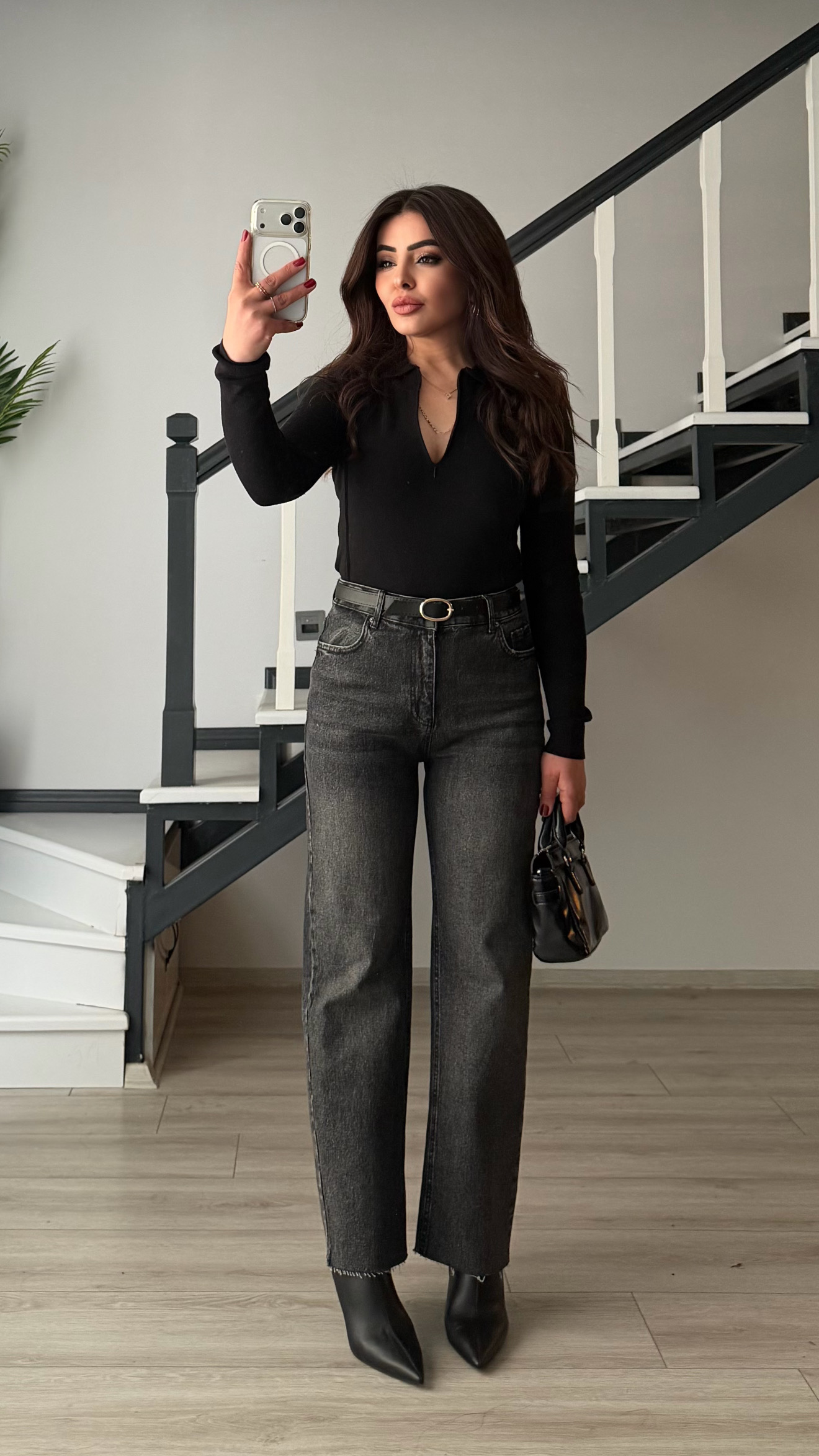Smoked Washed Lycra Straight Jean with Belt