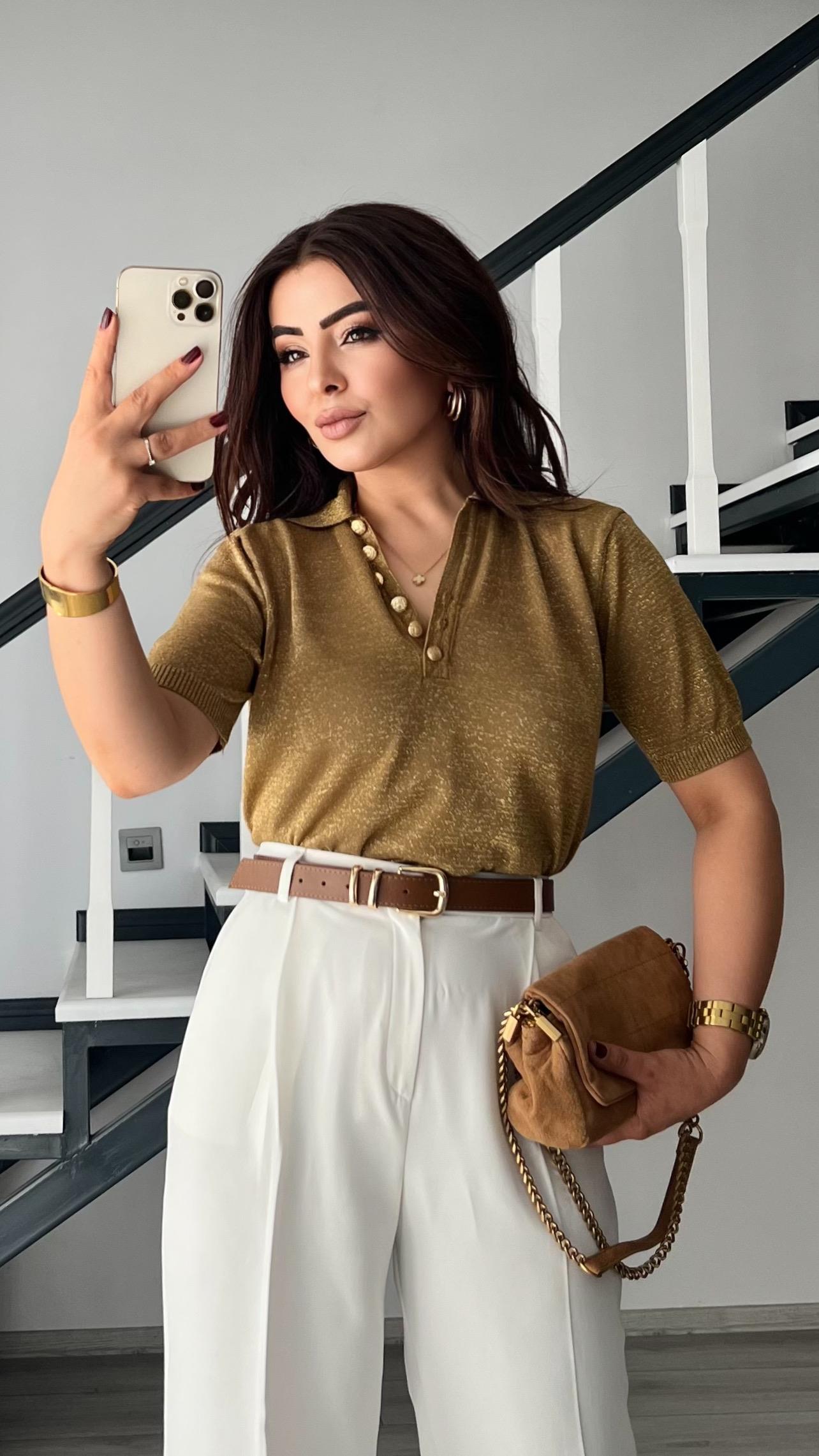 Gold Buttoned Glittery Short-Sleeved Knitted Blouse