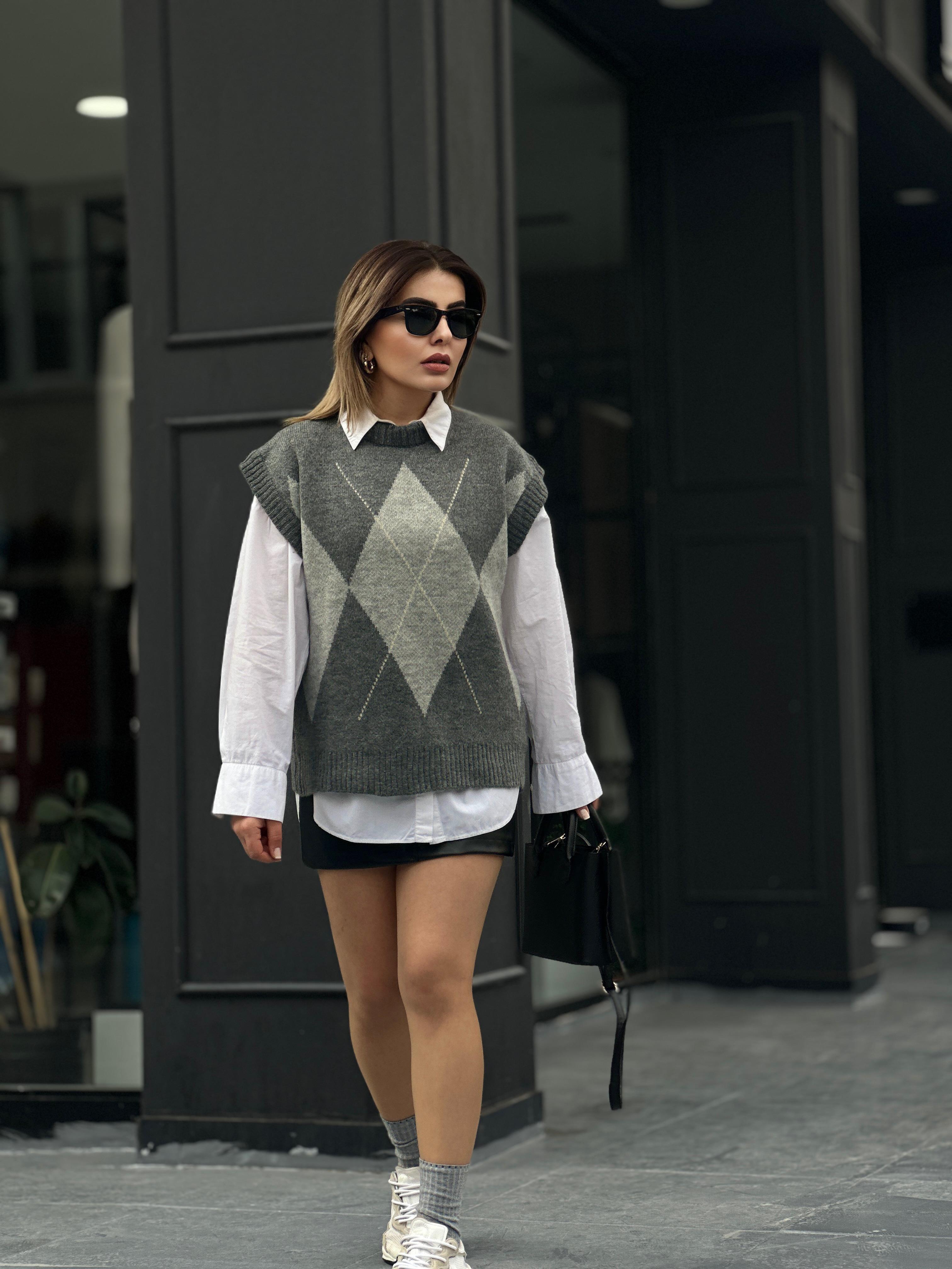 Grey Anthracite Diamond Pattern Sweater