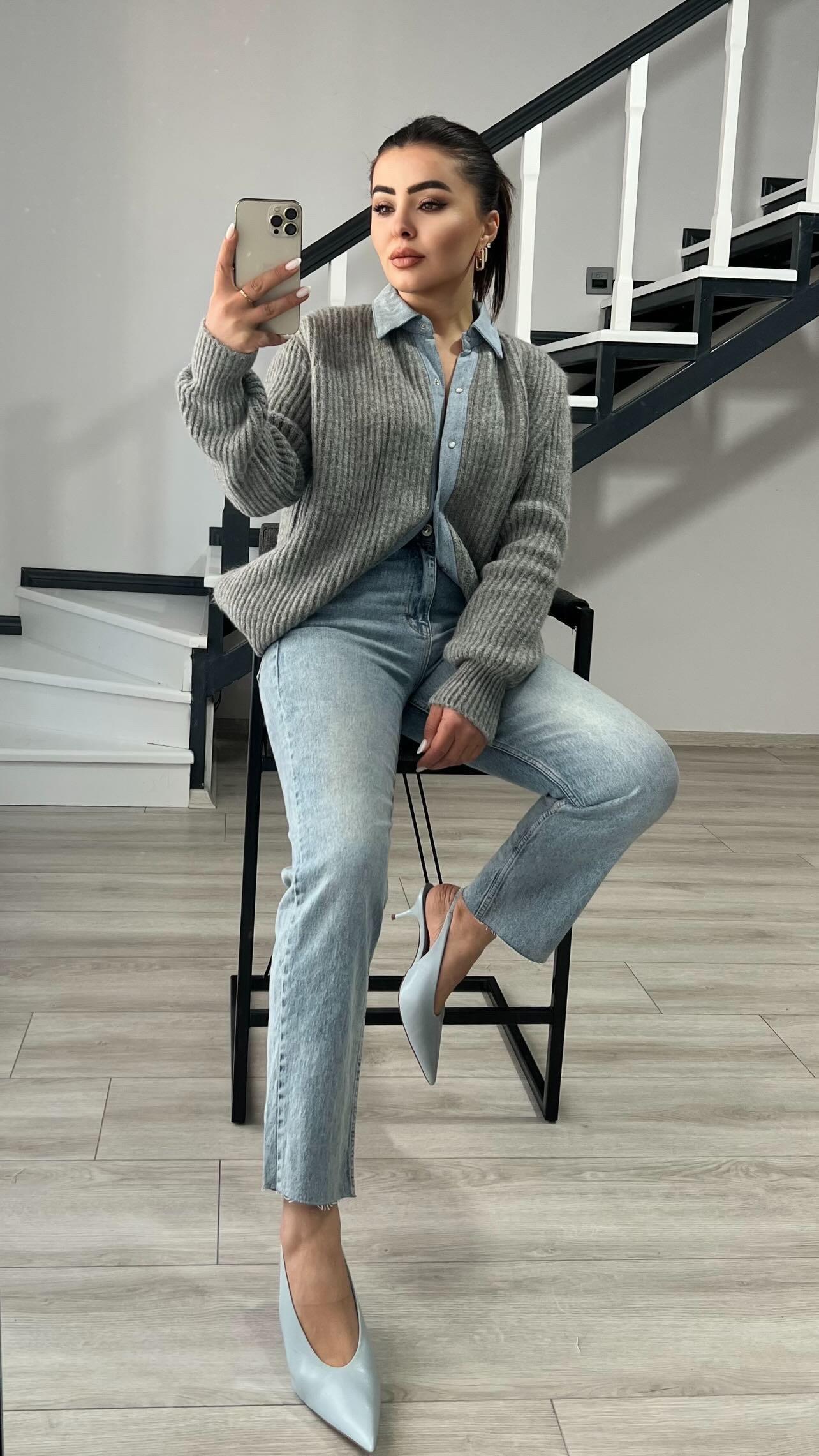 Gri Premium Yakası Denim Detaylı Çıtçıtlı Hırka 