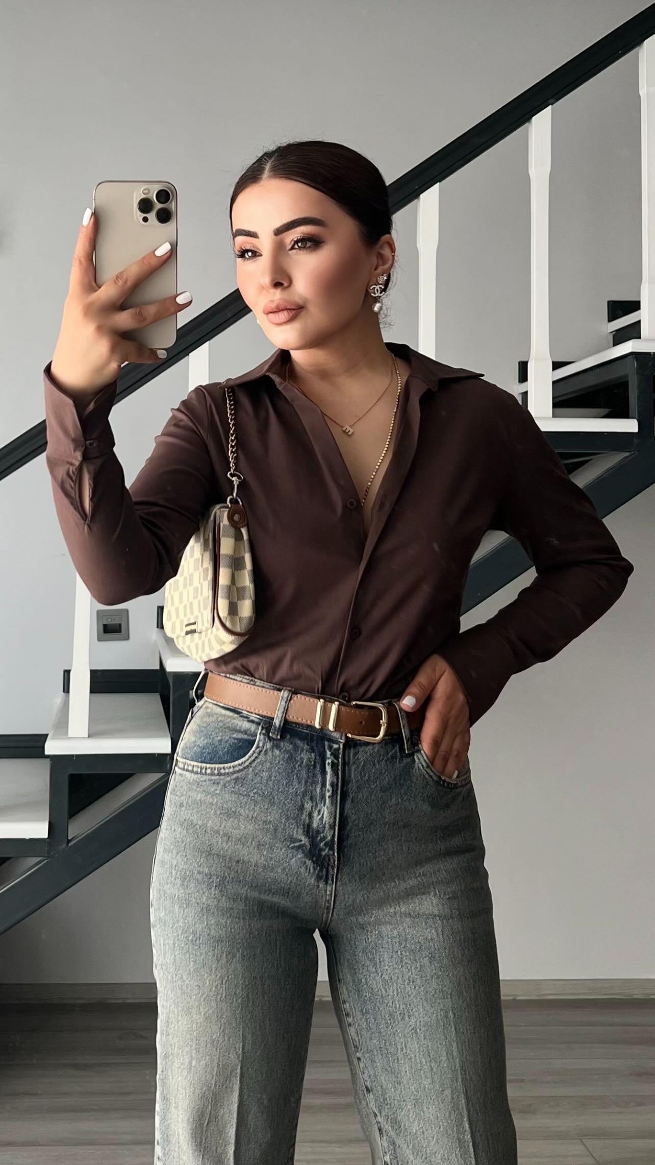 Kahve Premium Vücuda Oturan Gömlek