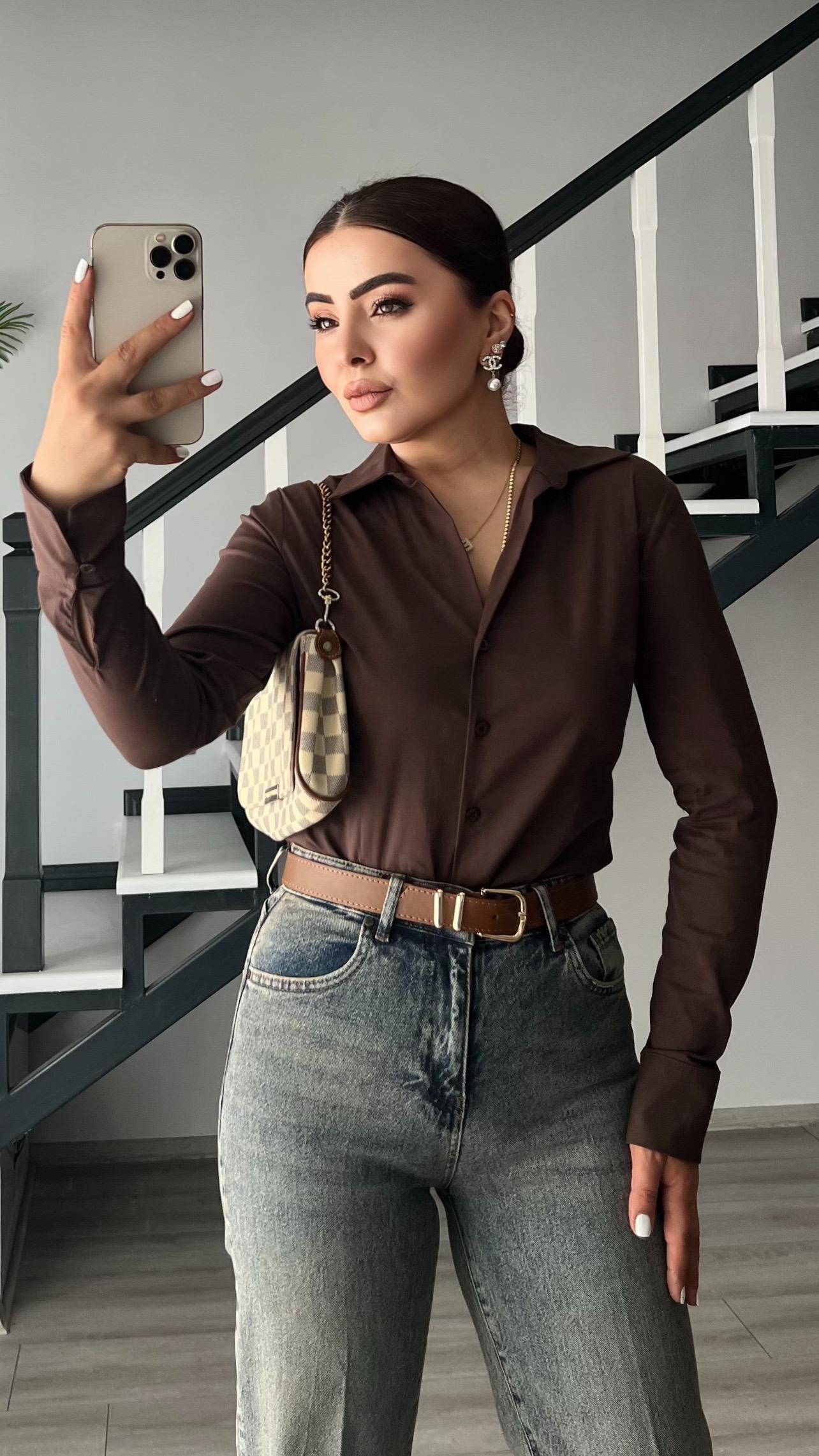 Kahve Premium Vücuda Oturan Gömlek