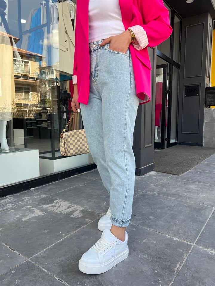 Kar Yıkama Mom Fit Jean Pantolon