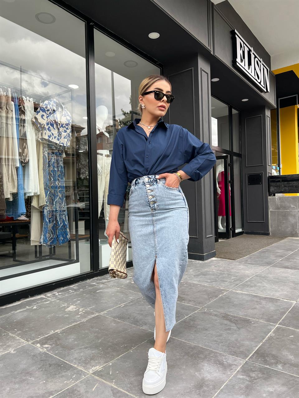 Kar Yıkama Önü Yırtmaçlı 5 Düğme Denim Etek